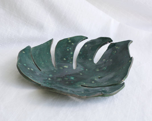 Monstera Plate (Medium)