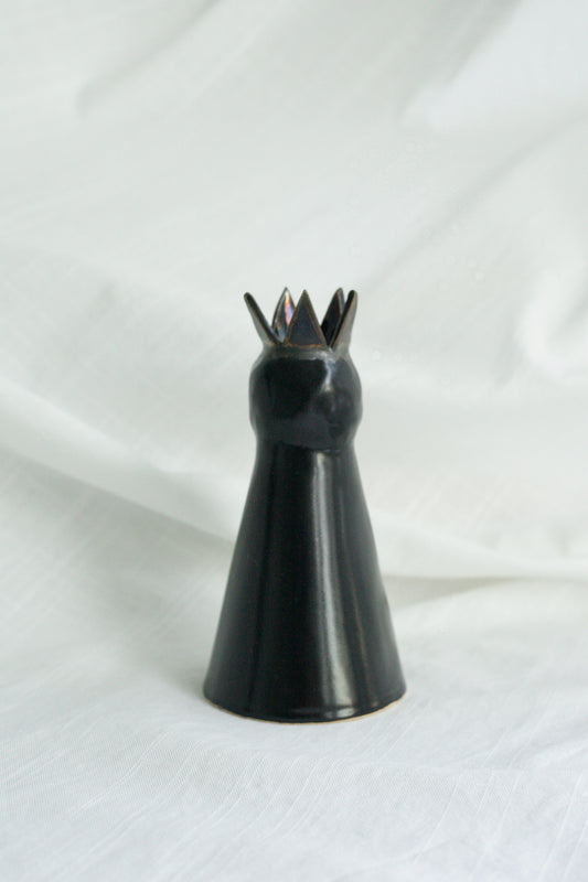 Black Queen Vase