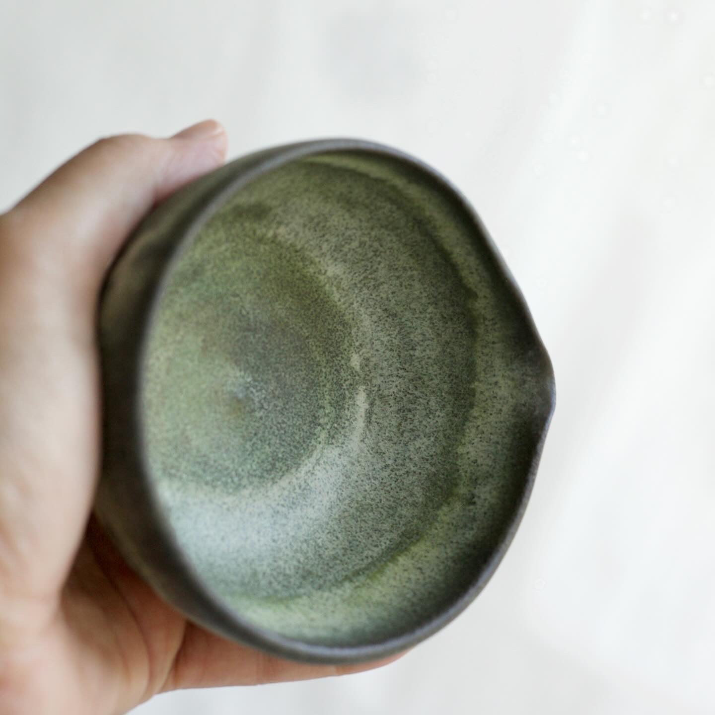 Marbled Spout Bowl